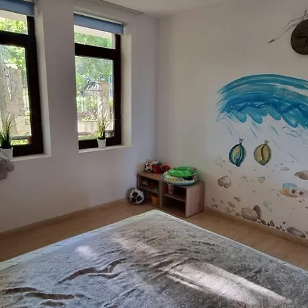 아파트 Two In Etara 3, 스베티 블라스